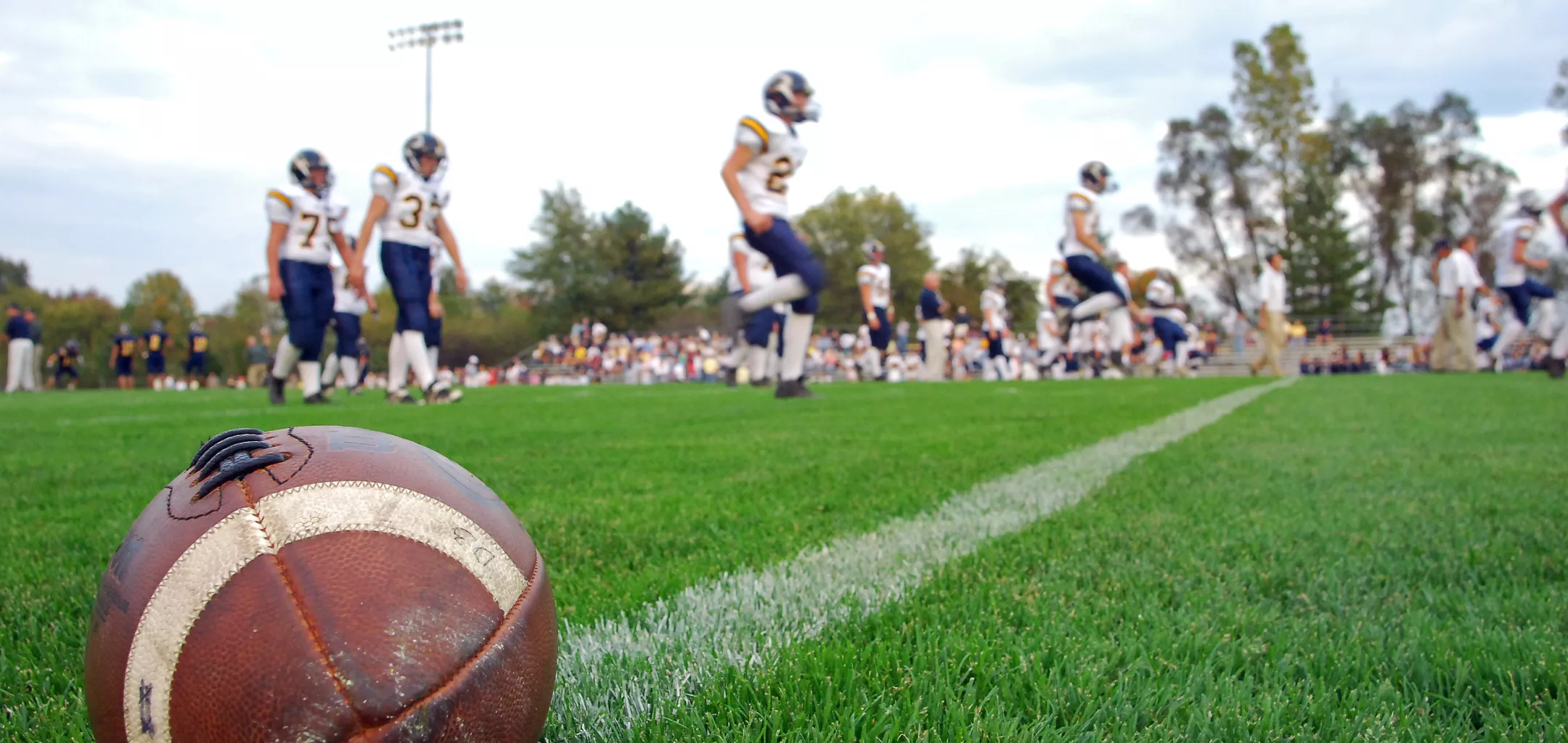 Football players in a field